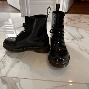 Doc Martens 1460 patent leather